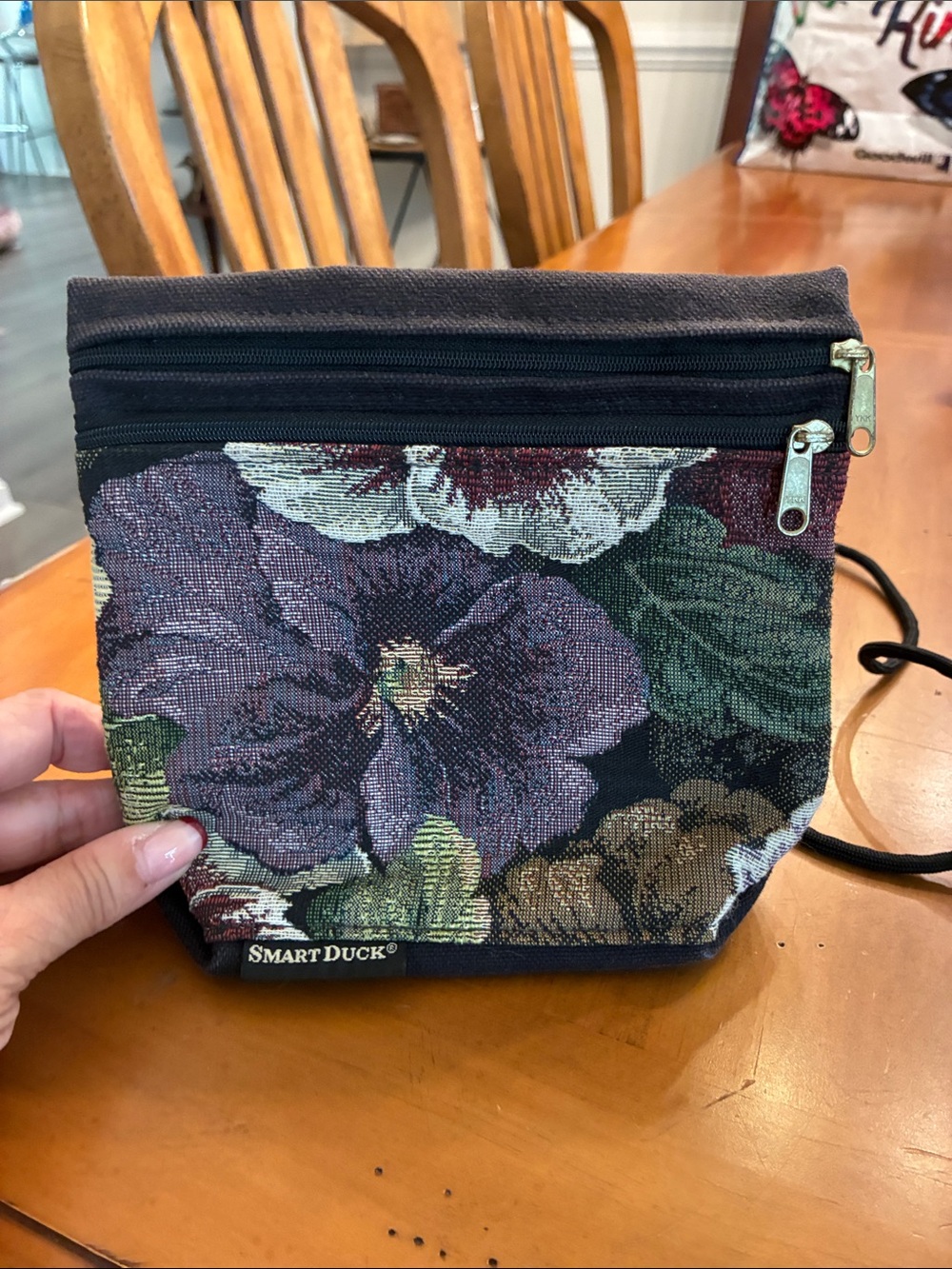 Smart Duck Floral Tapestry Crossbody Bag - Black & Purple